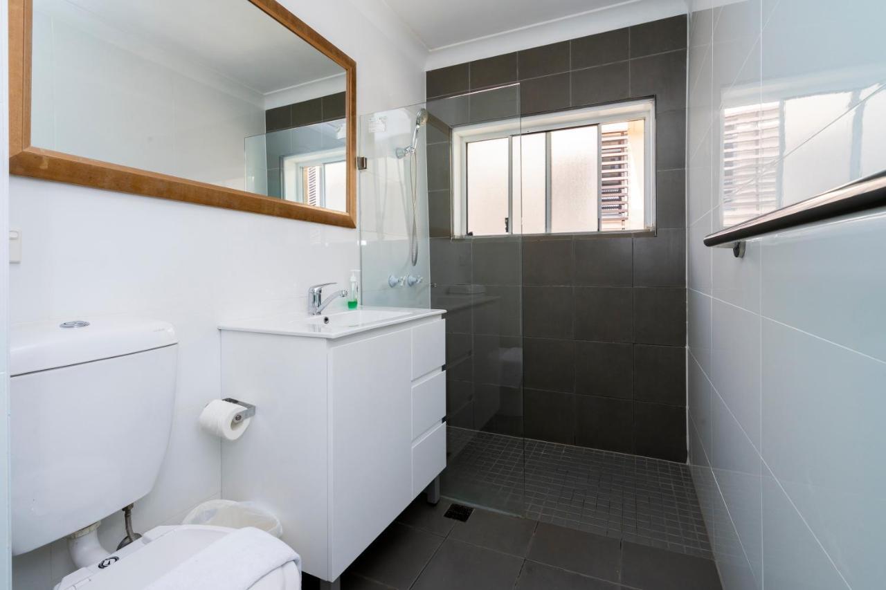 Manly Beachfront Apartment Kültér fotó
